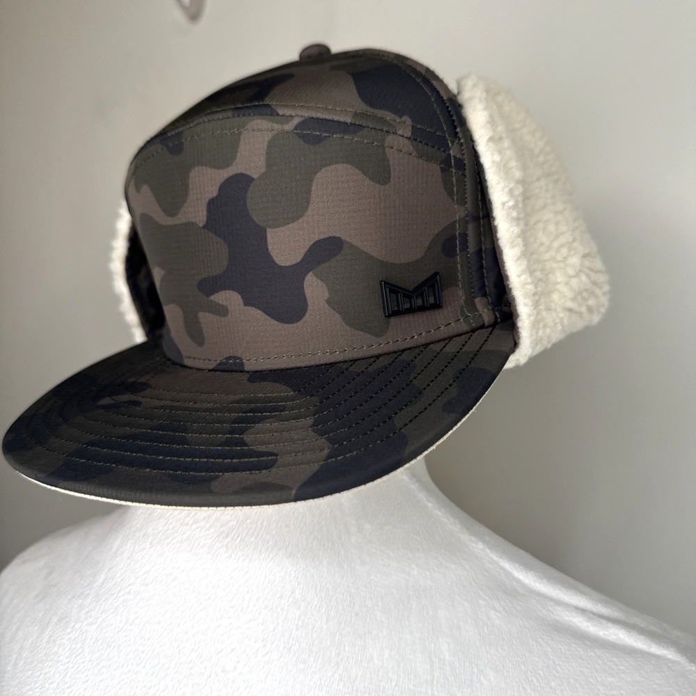 Melin Odyssey‎ Lumberjack Thermal Hat Strapback Adjustable Ear Flaps Camo Sherpa